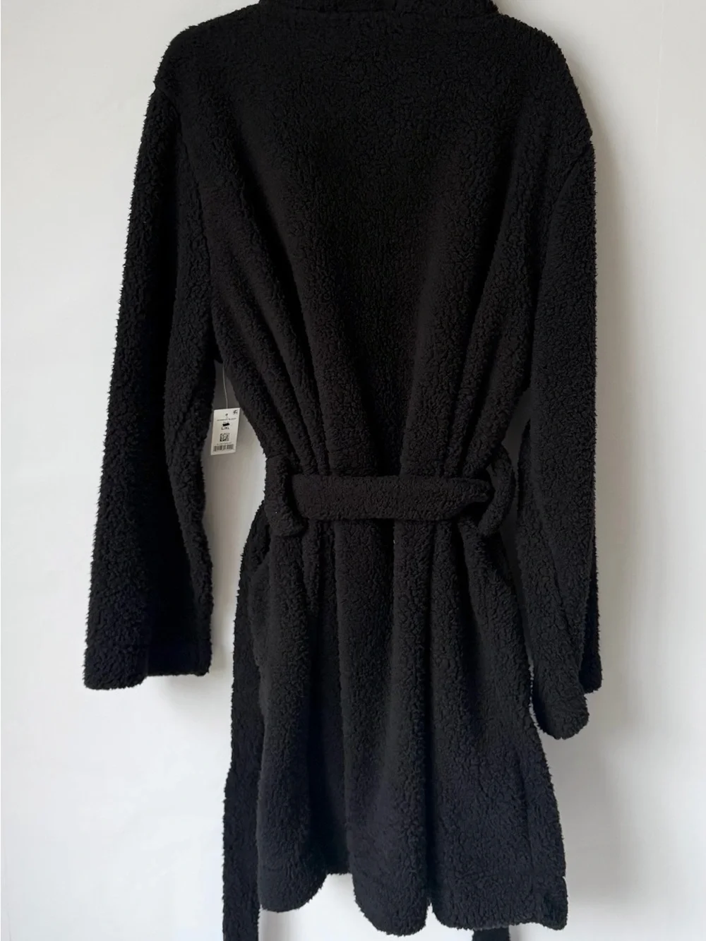 Black Plush Fleece Robe L/XL Belted Shawl Collar Cozy Sleepwear NWT